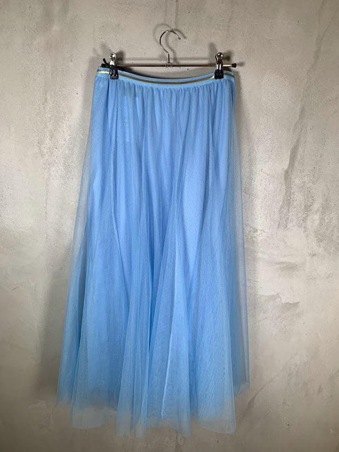 tulle skirt